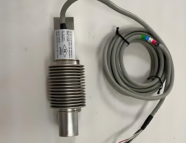 中央空调冷煤传感器漏水